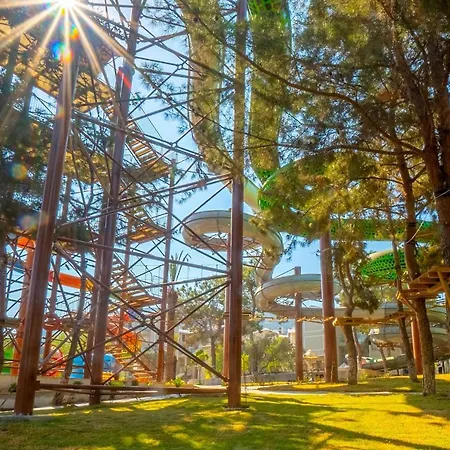 Ośrodek wypoczynkowy Long Club Nature 5*