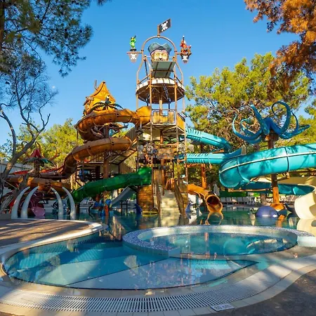 Long Club Nature Complex