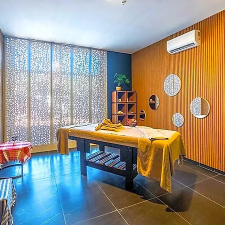 Long Club Nature Курортный комплекс 5*